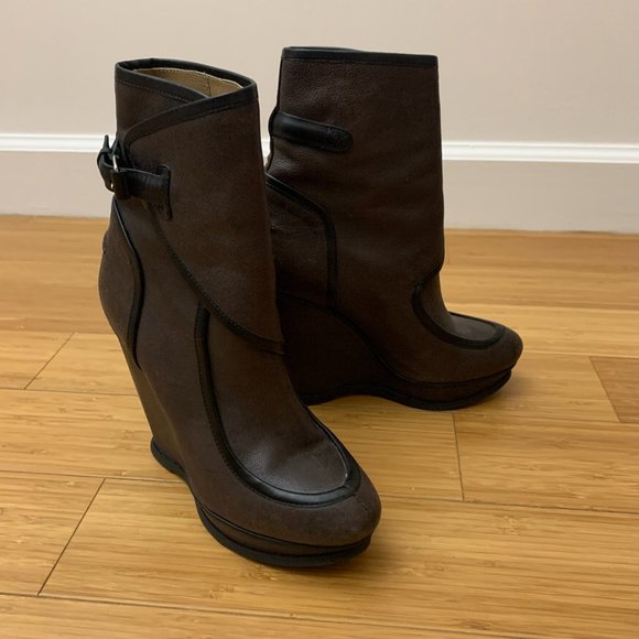 Balenciaga Chocolate Wedged Leather Boots - Picture 1 of 12